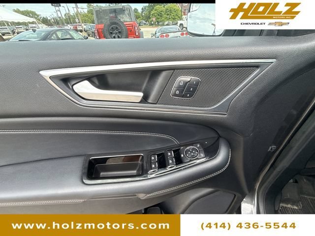 Used 2018 Gray Ford Titanium image 25