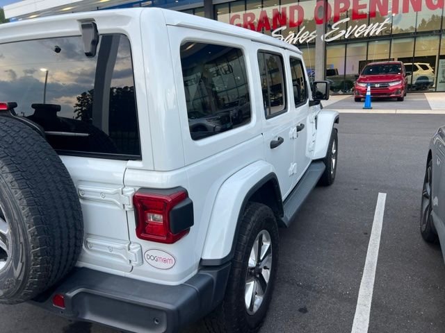Used 2018 Bright White Clearcoat Jeep Unlimited Sahara image 5