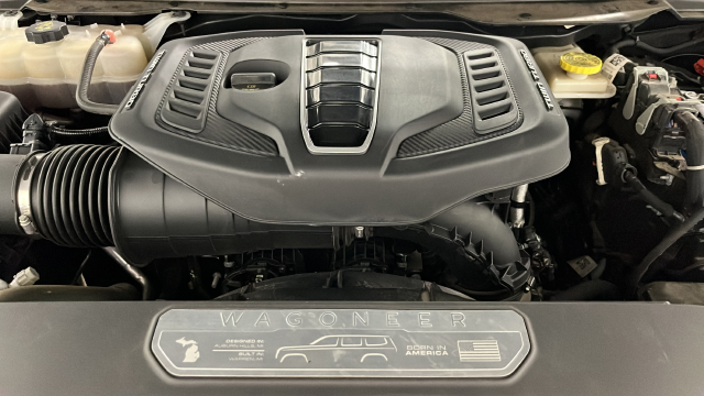 Used 2023 Baltic Gray Metallic Clearcoat Jeep Base image 28