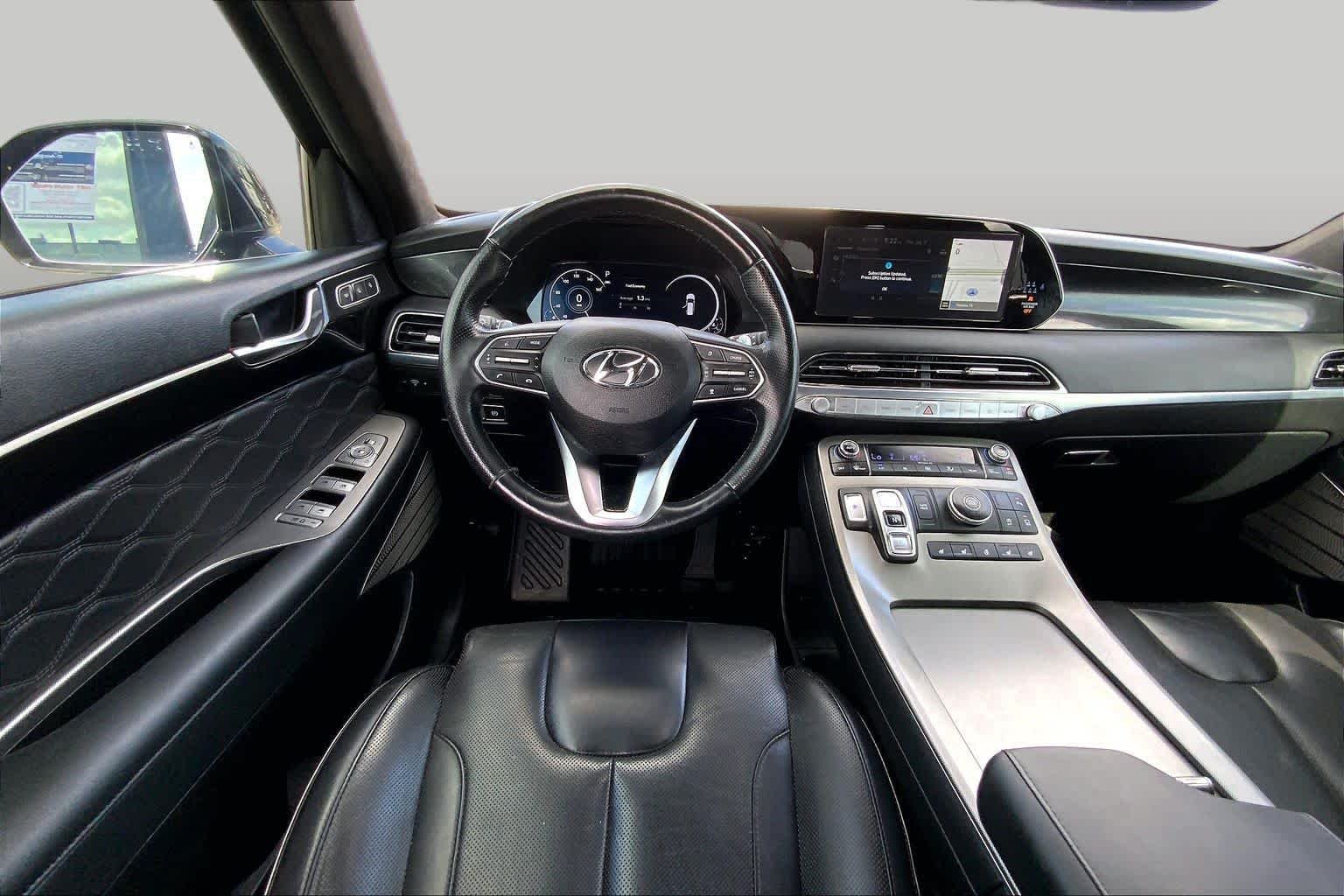 Used 2022 Abyss Black Pearl Hyundai Calligraphy image 6