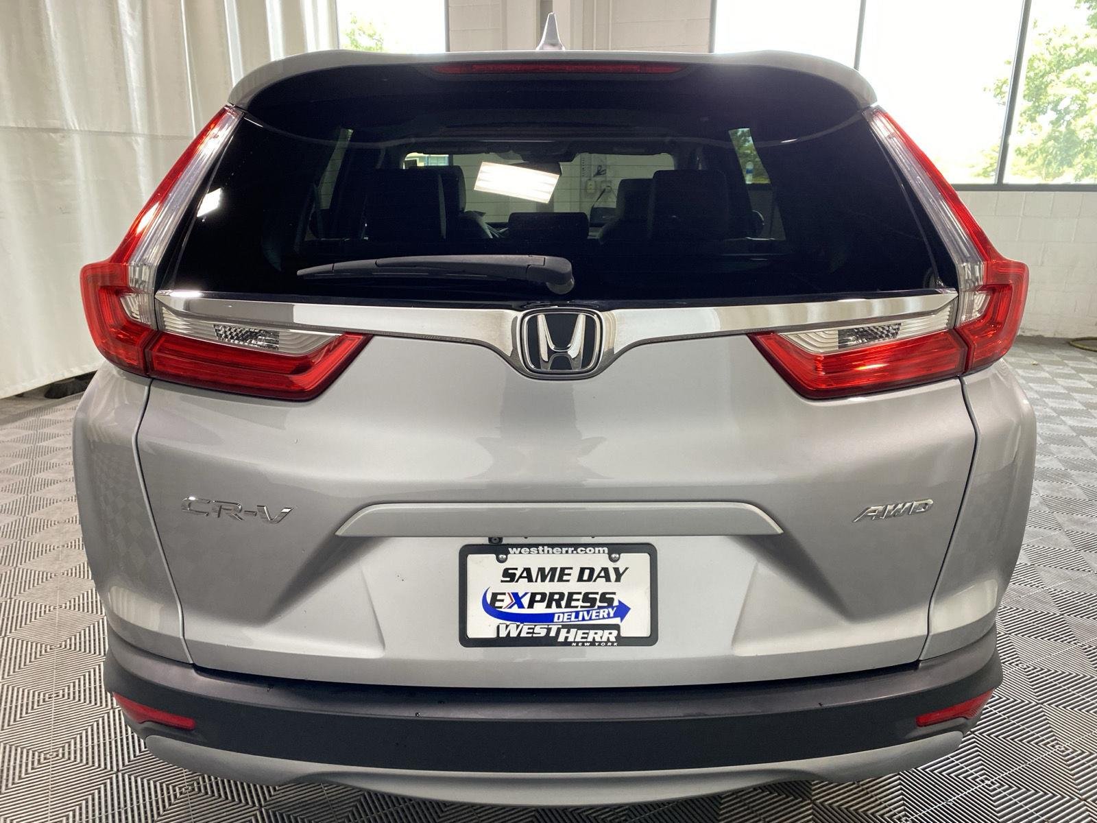 Used 2019 Lunar Silver Metallic Honda EX-L image 6