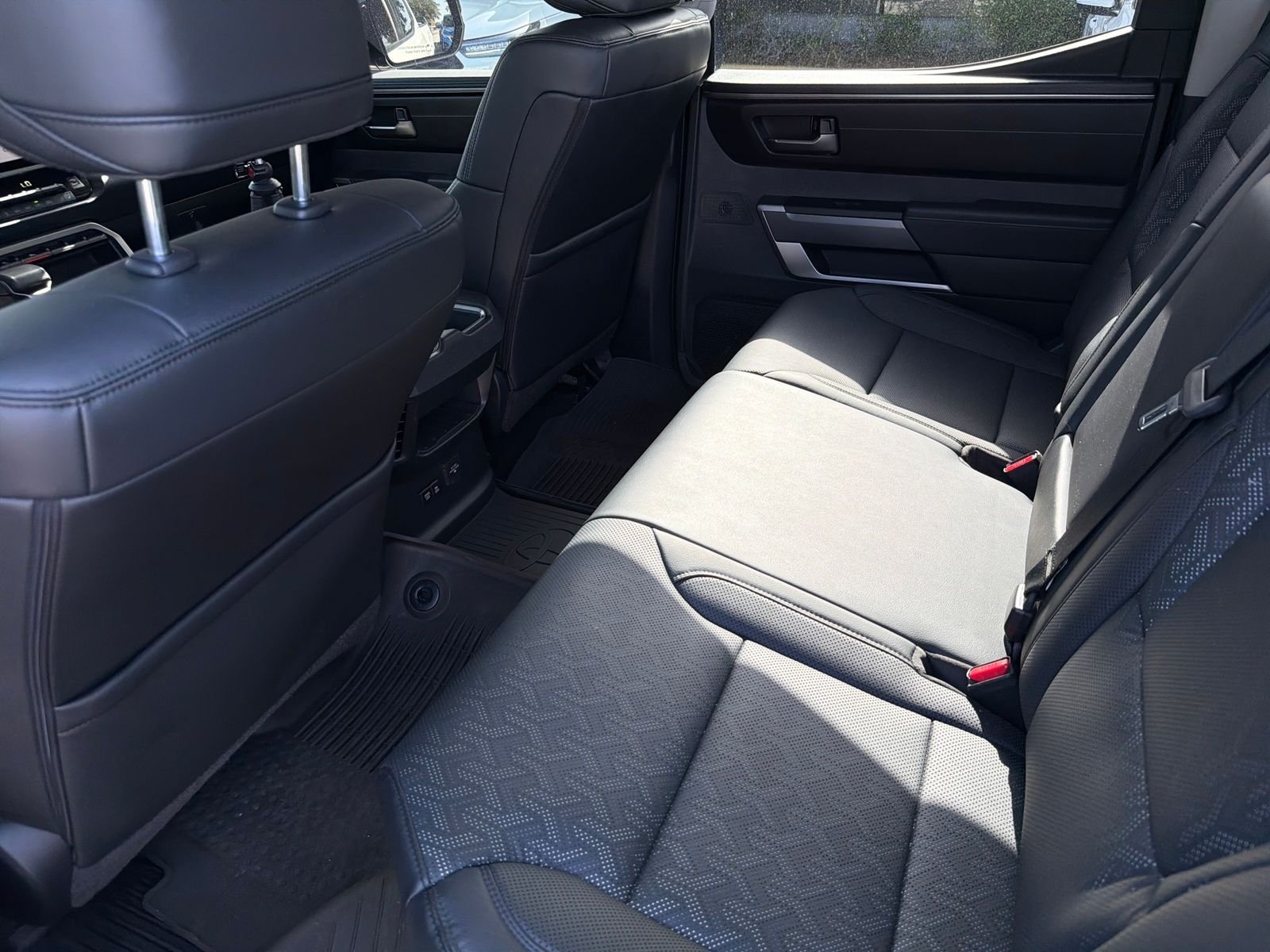 Used 2024 White Toyota SR5 image 33