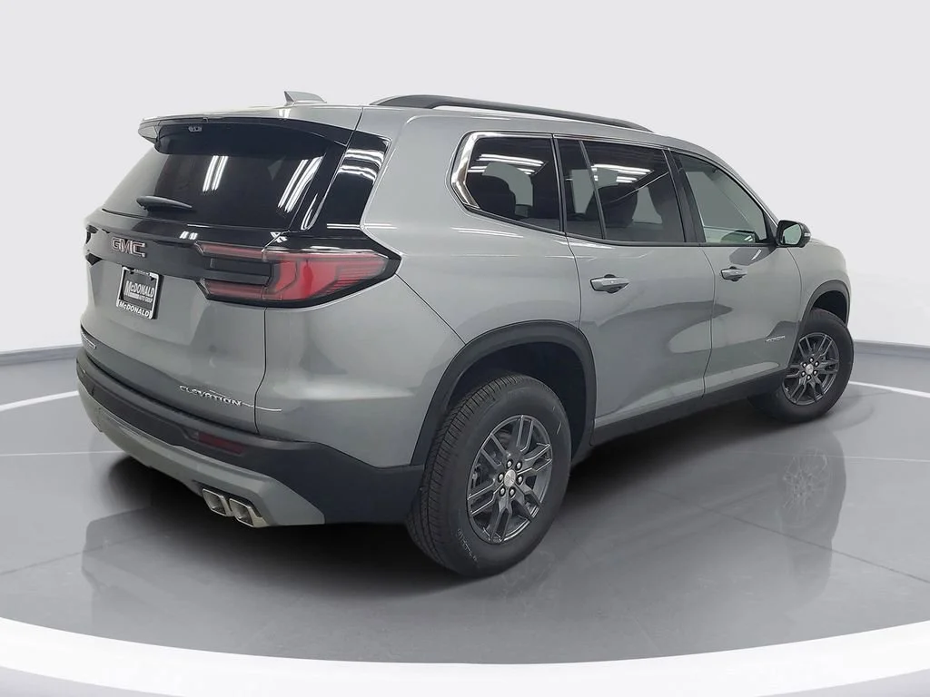 2026 GMC Acadia Elevation - Photo 3
