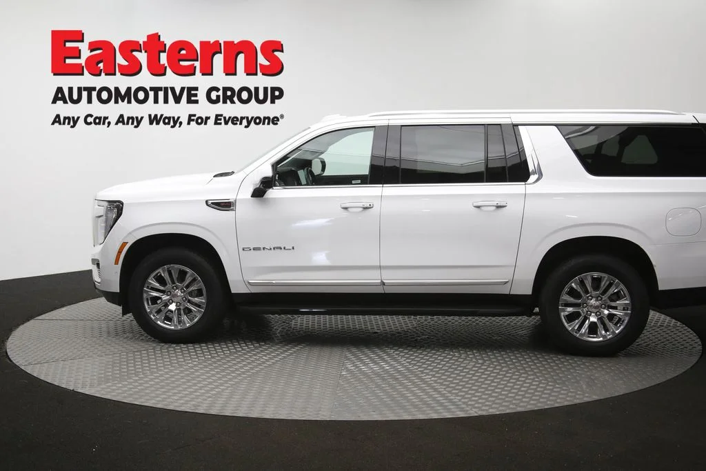 Used 2025 White GMC Denali image 67