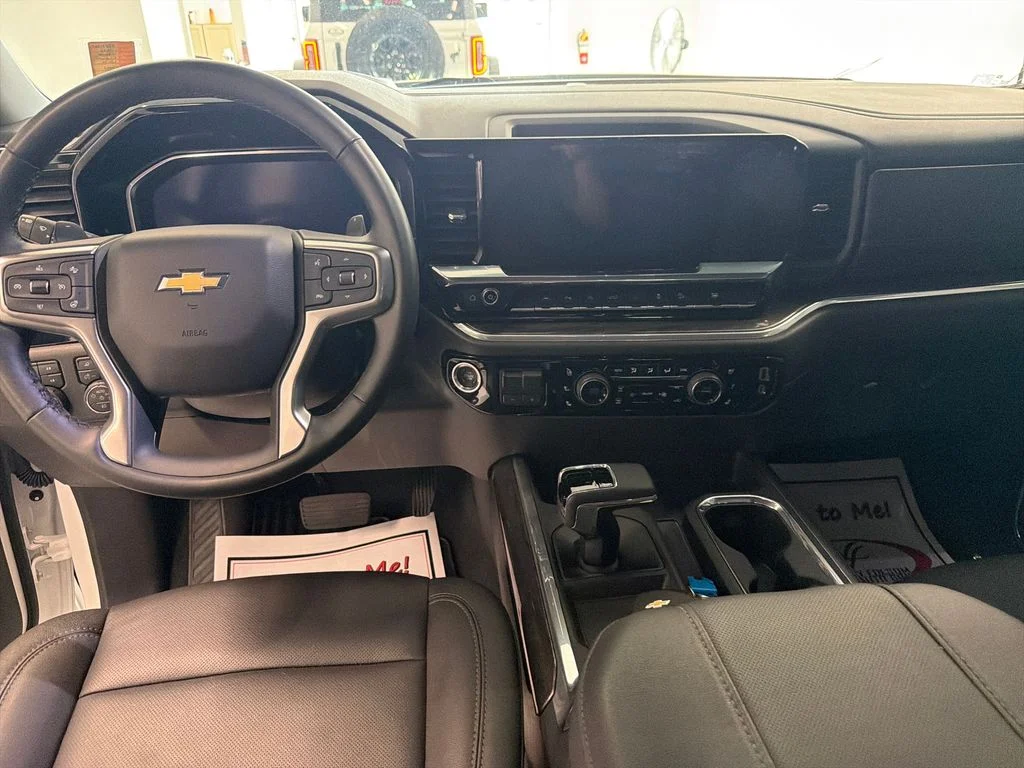 Used 2026 White Chevrolet LTZ image 15