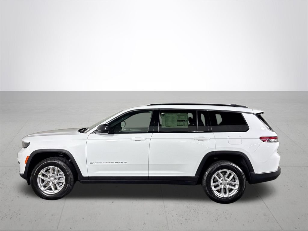 New 2026 Bright White Clearcoat Jeep Laredo image 9