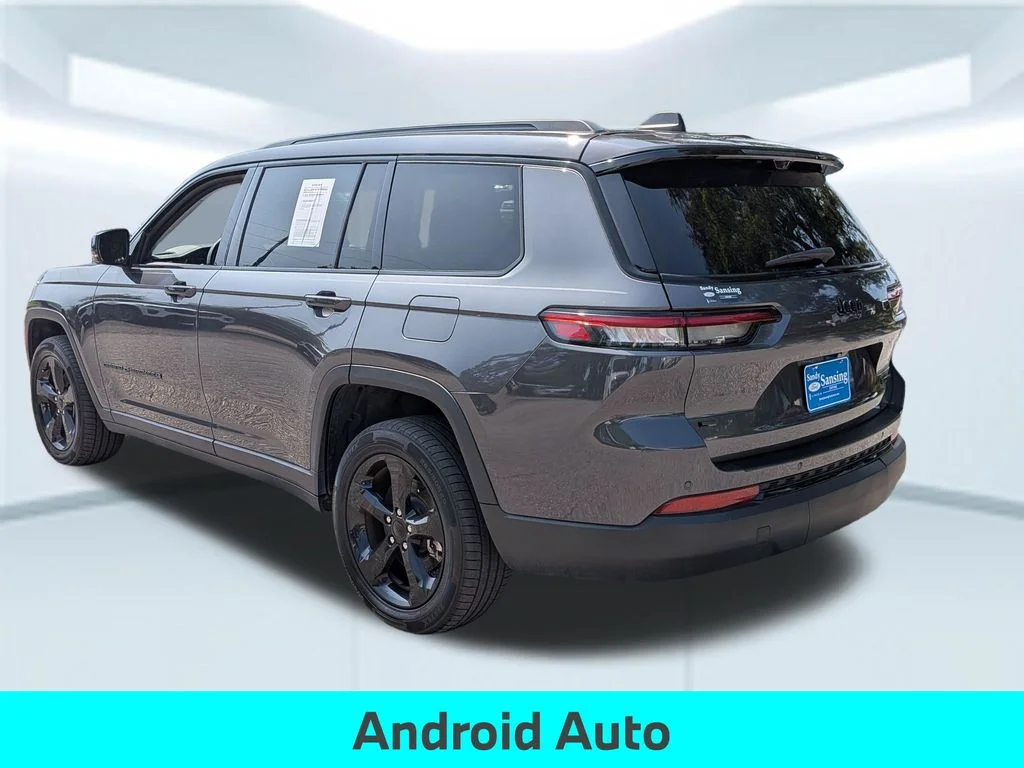 Used 2023 Gray Jeep Limited image 3