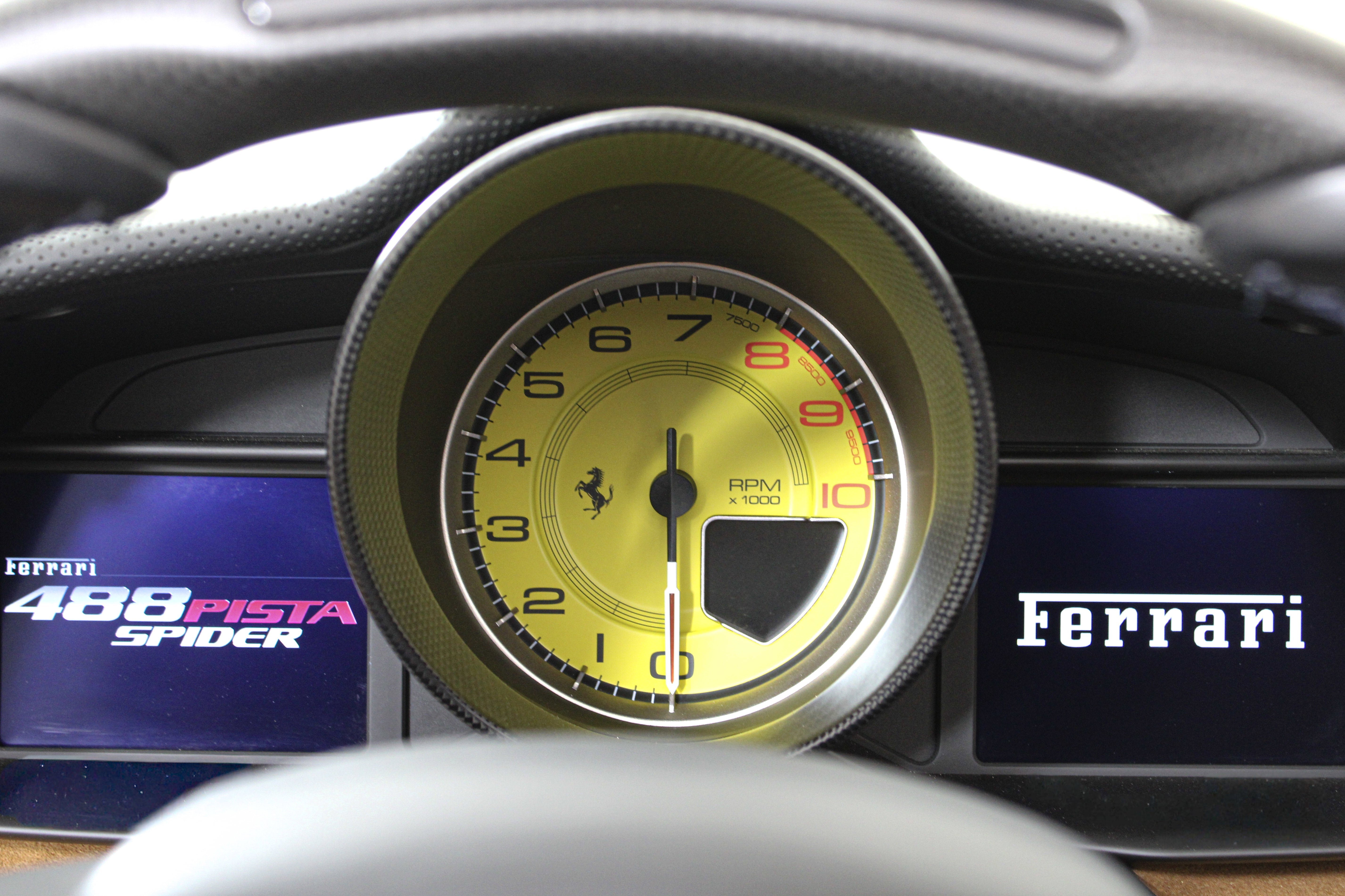 Certified Used 2020 White Ferrari  image 34