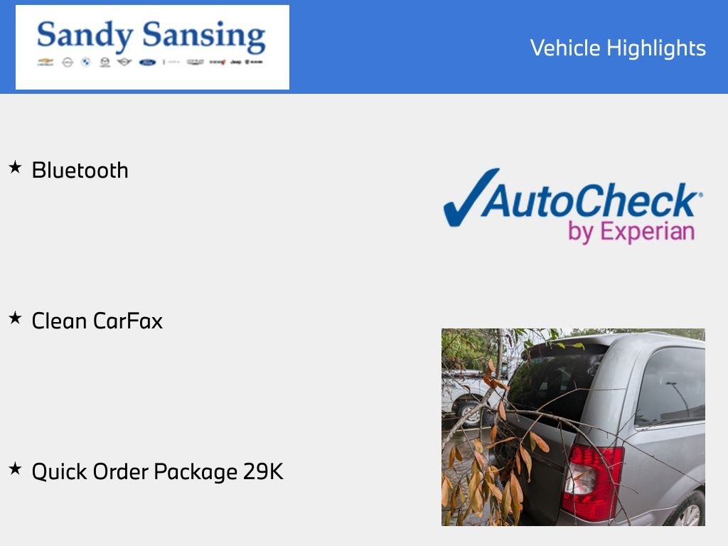 Used 2014 Silver Chrysler Touring image 7