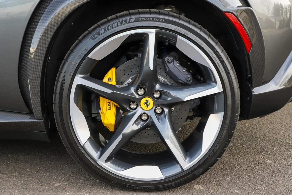 2025 Ferrari Purosangue Base - Photo 58