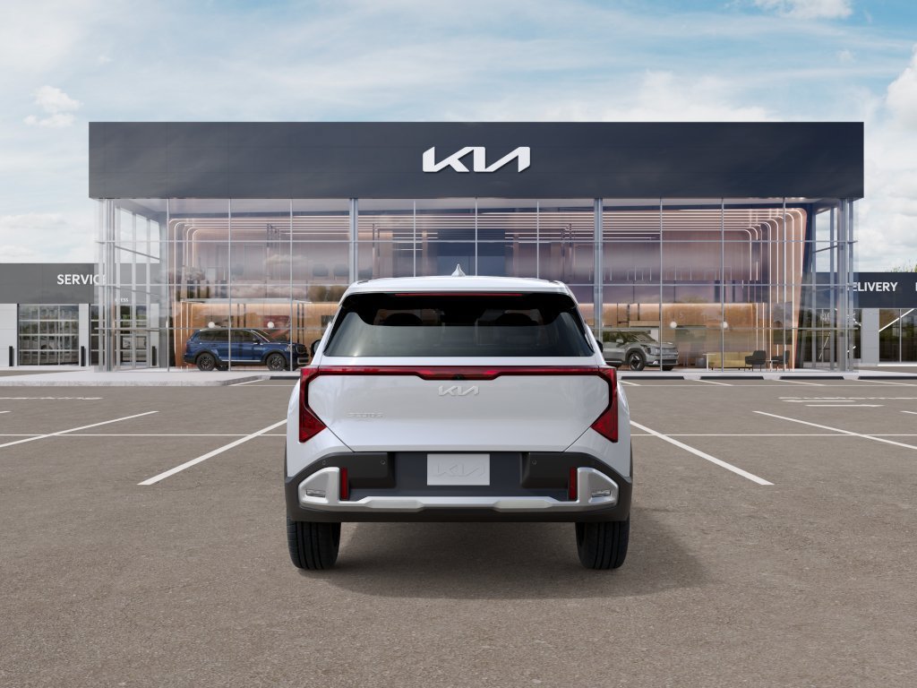 New 2027 Snow White Pearl Kia S image 5