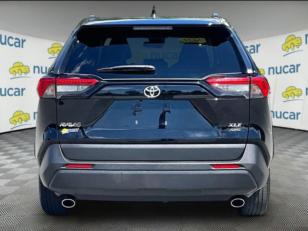 Used 2025 Black Toyota XLE image 5