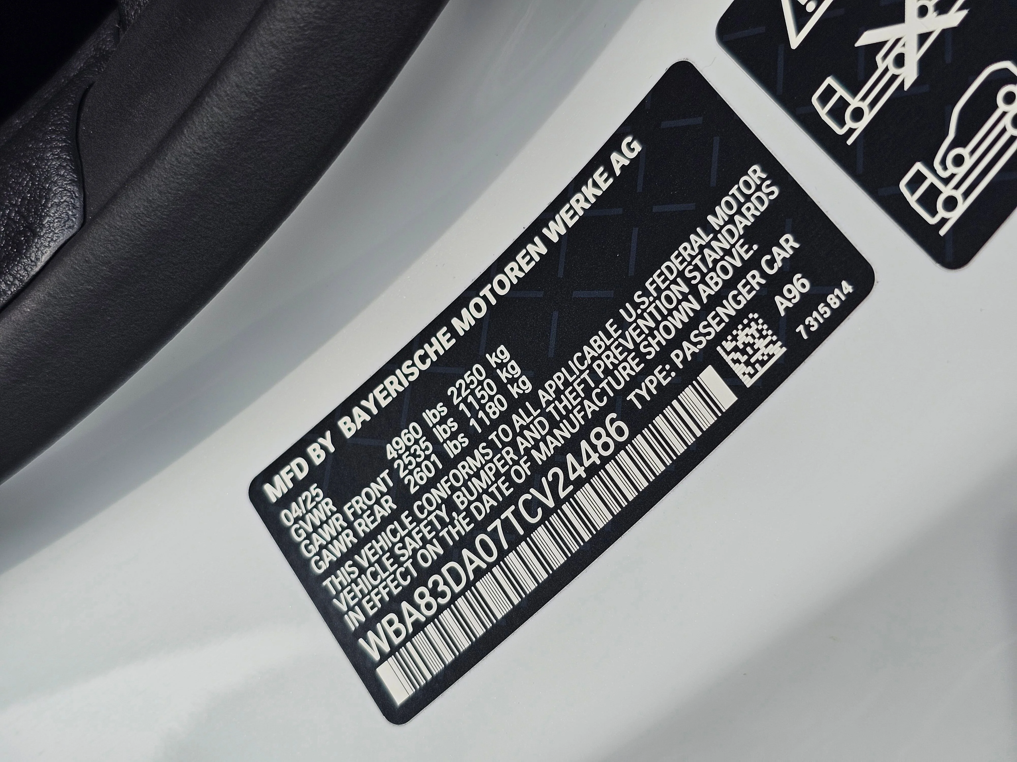 2026 BMW 4 Series M440i - Photo 29