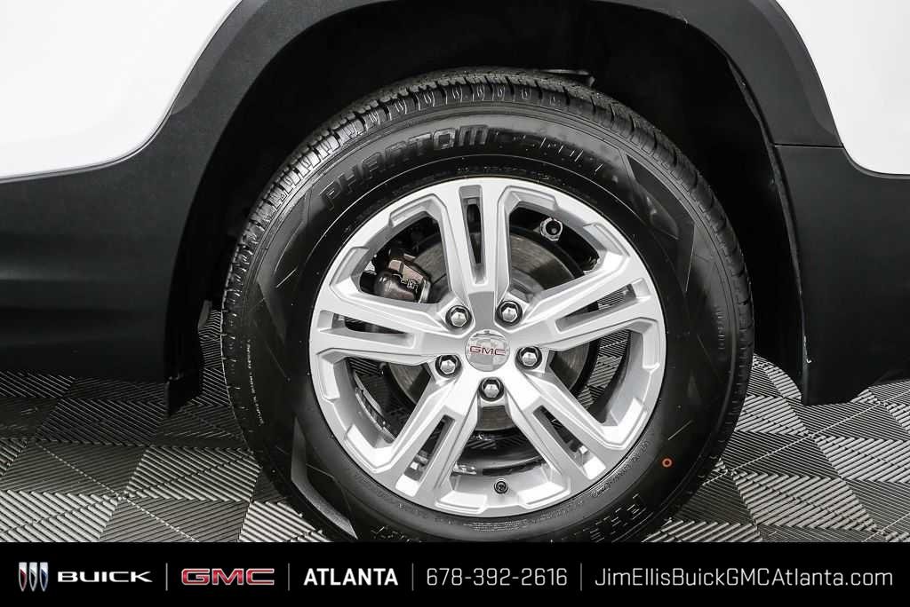 Certified Used 2024 Summit White GMC SLE image 34