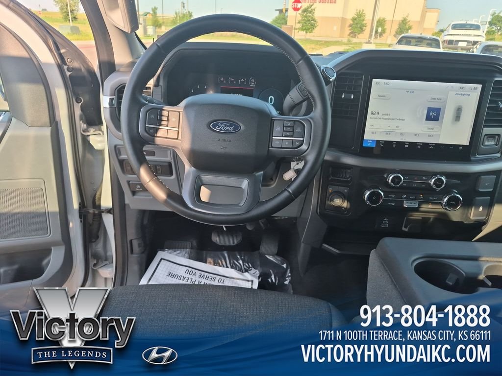 Used 2025 White Ford XLT image 13