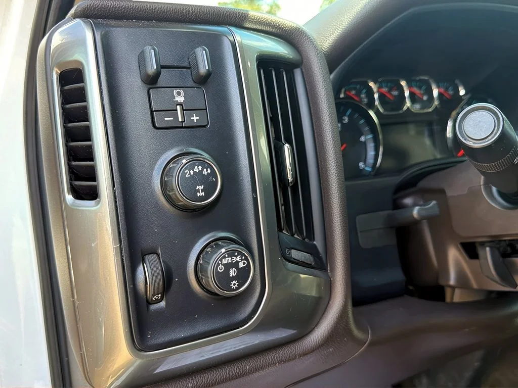 2018 Chevrolet Silverado 3500HD LT - Photo 14