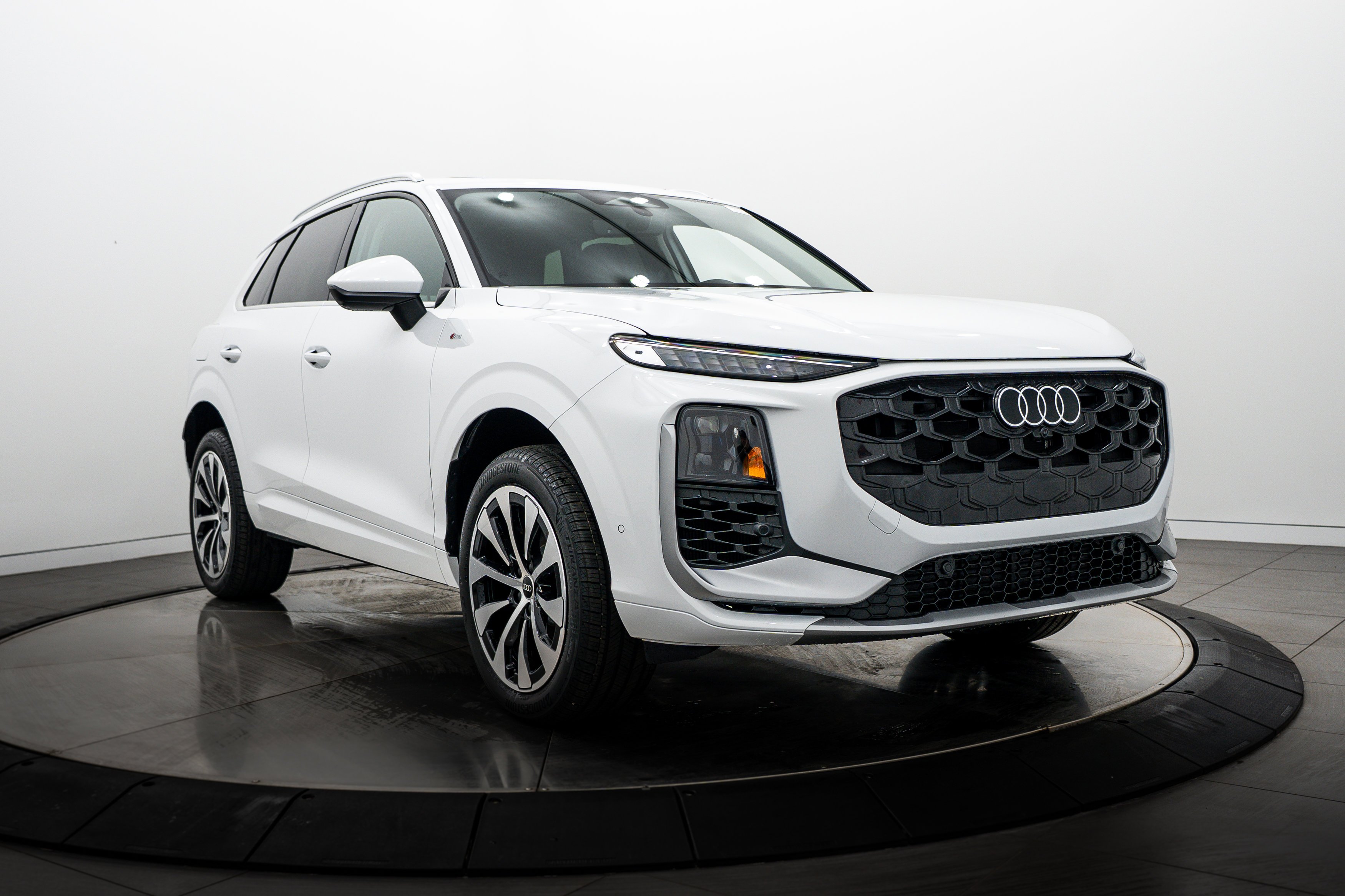 New 2026 White Audi S line image 2
