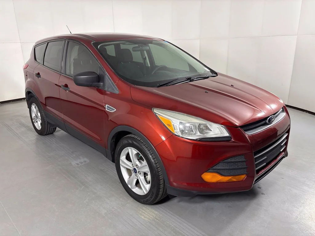 Used 2014 Orange Ford S image 2
