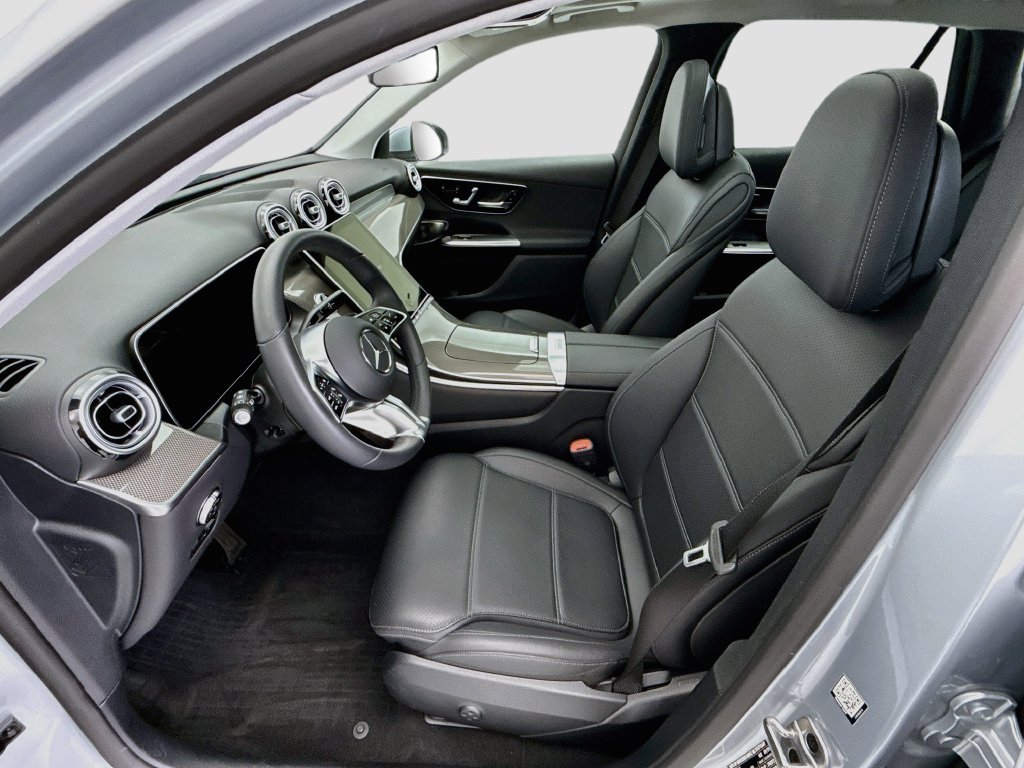 Certified Used 2026 Cirrus Silver Metallic Mercedes-Benz GLC 300 image 18