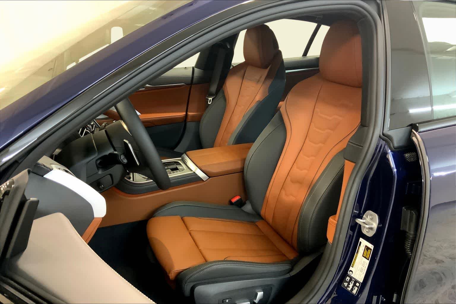 New 2026 Tanzanite Blue II Metallic BMW 840i image 9