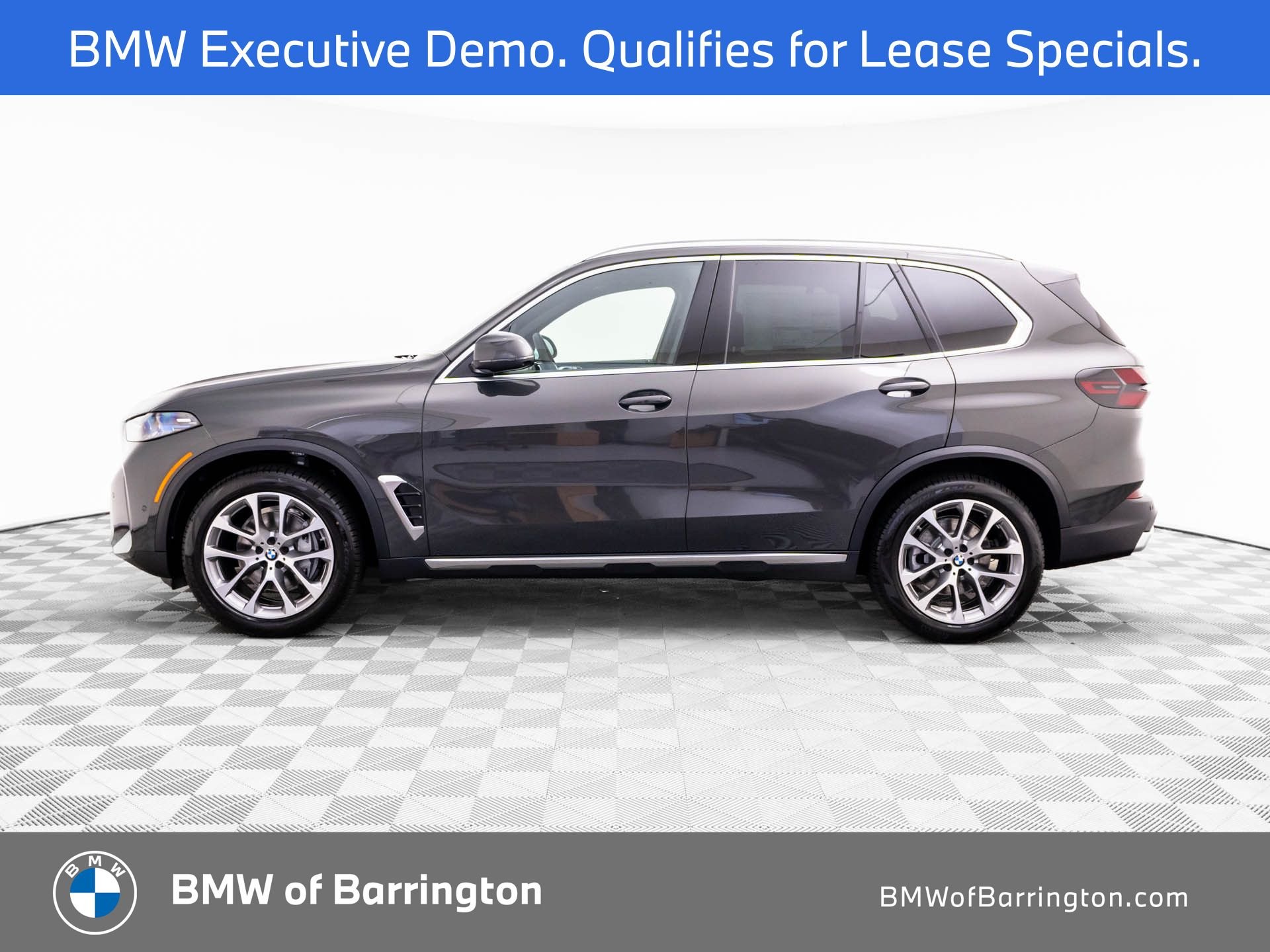 New 2026 Dravit Grey Metallic BMW xDrive40i image 2