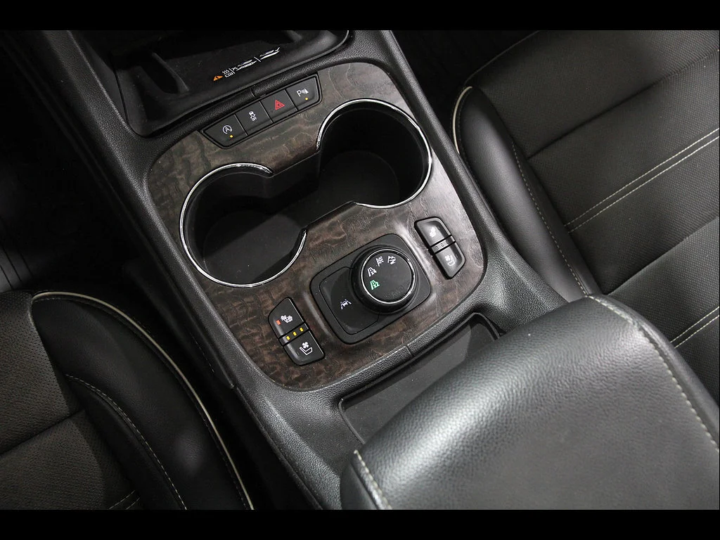 2022 GMC Acadia Denali - Photo 17