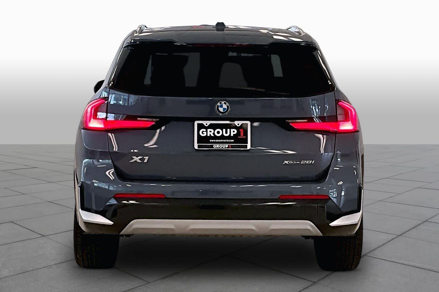 Used 2025 Storm Bay Metallic BMW xDrive28i image 4