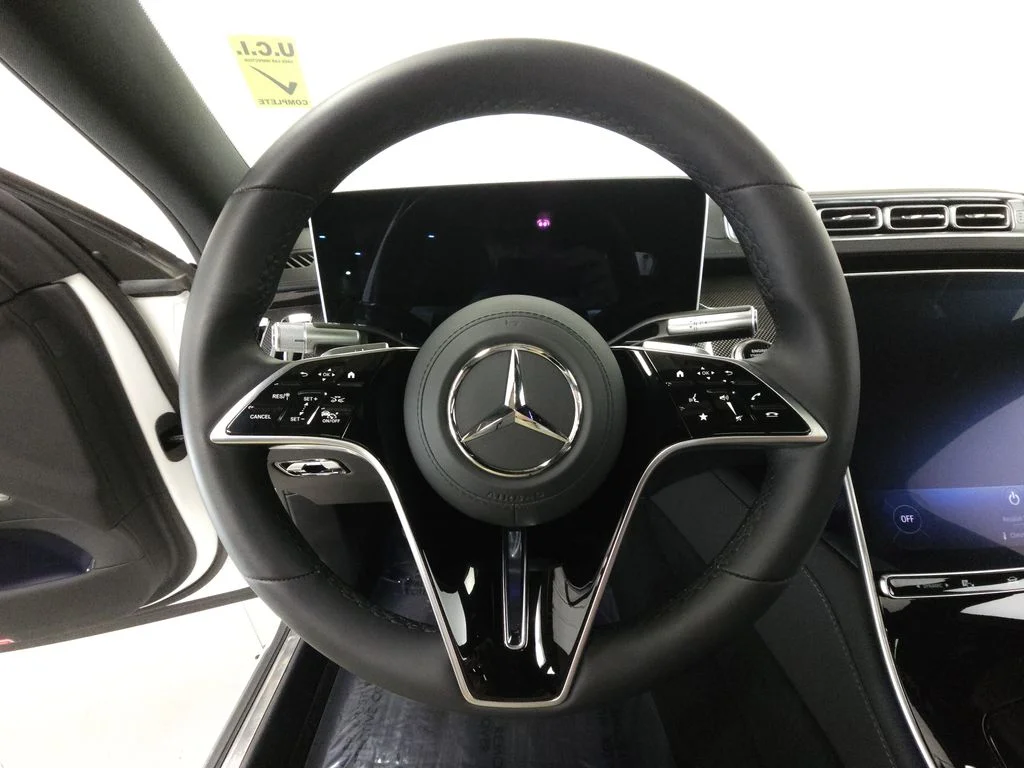 Used 2023 MANUFAKTUR Cashmere White Magno Mercedes-Benz S 580 image 12