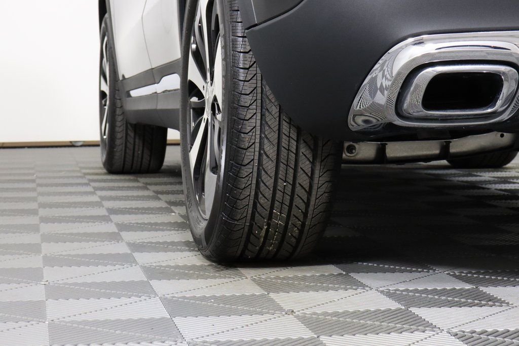 2025 Mercedes-Benz GLA GLA250 - Photo 12