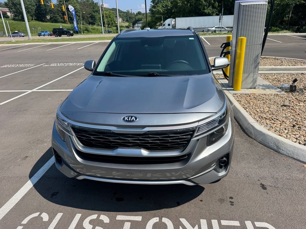 Used 2021 Gray Kia S image 5