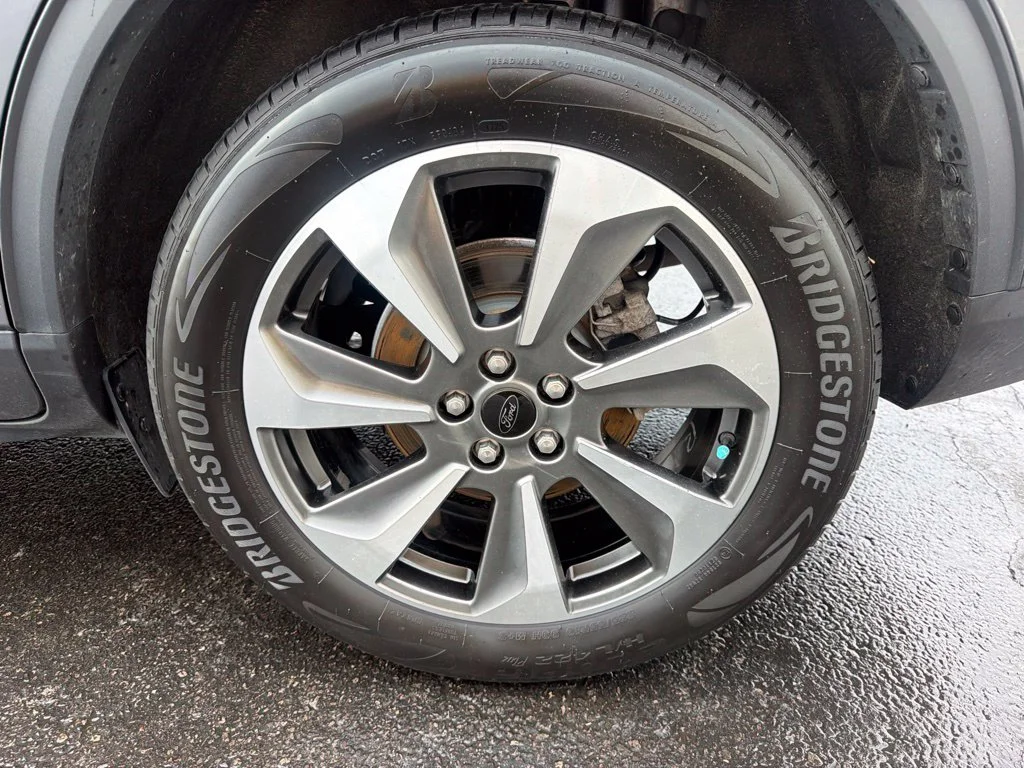Certified Used 2024 Gray Ford Platinum image 54