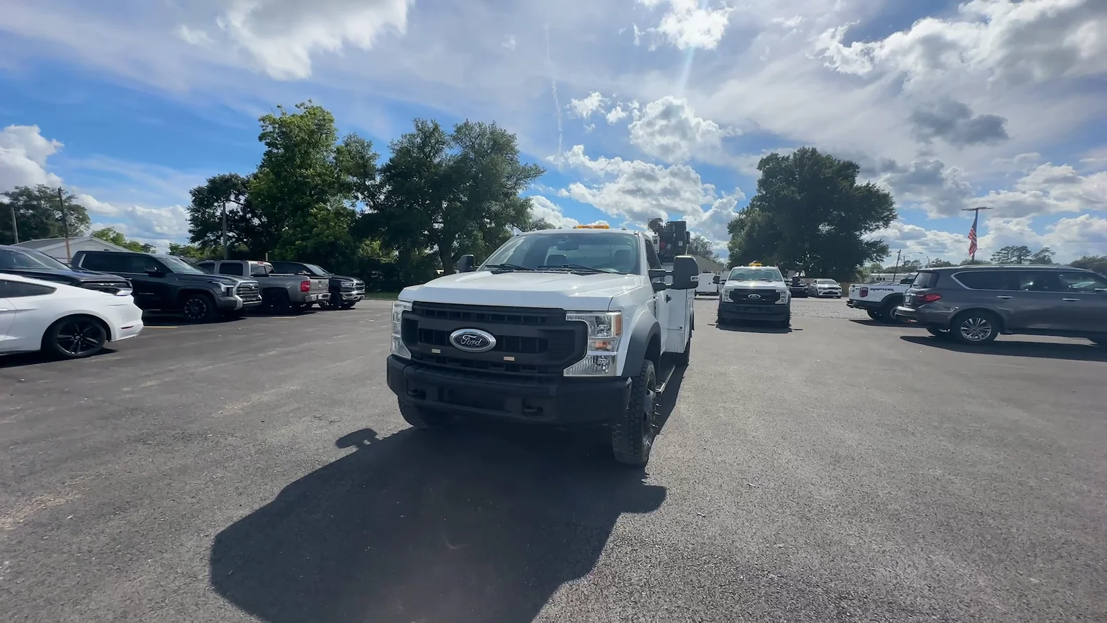 Used 2020 White Ford XL image 2