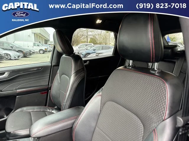 Used 2023 Silver Ford ST-Line image 24