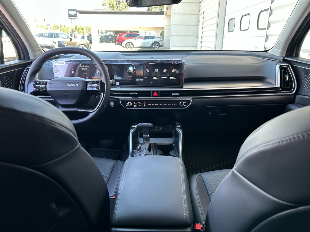 New 2026 Wolf Gray Kia S image 16