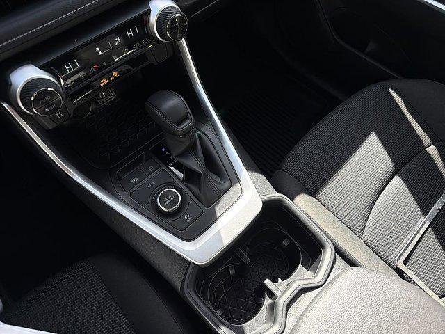 Certified Used 2025 SILVER SKY METALLIC Toyota  image 17