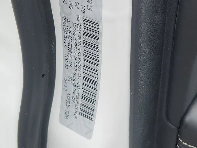 Used 2016 White Jeep Overland image 28