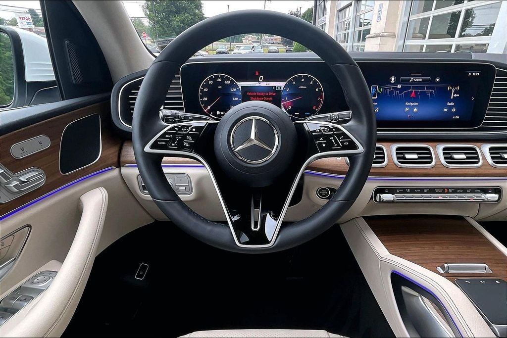 Certified Used 2025 White Mercedes-Benz GLE 350 image 5