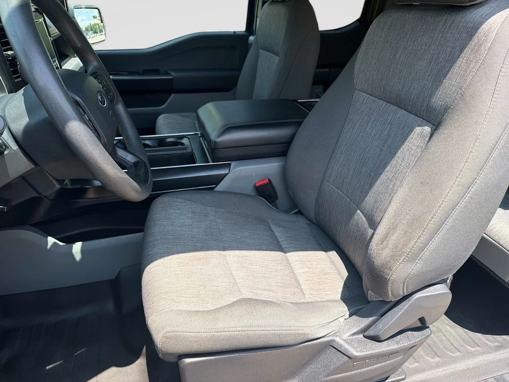 Used 2023 Atlas Blue Metallic Ford XL image 21