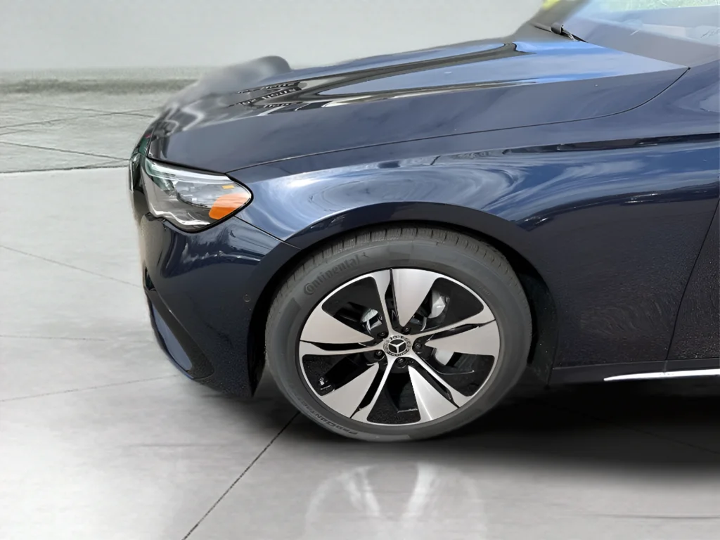 2026 Mercedes-Benz E-Class E350 - Photo 10