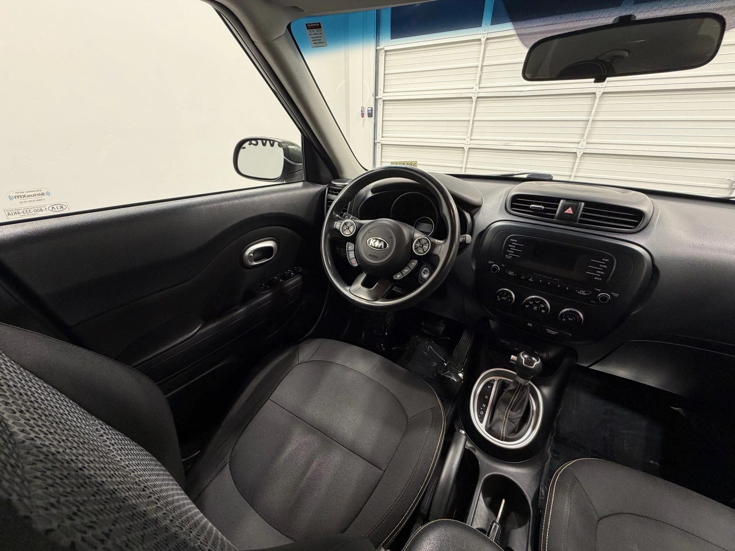 Used 2014 Green Kia Plus image 29