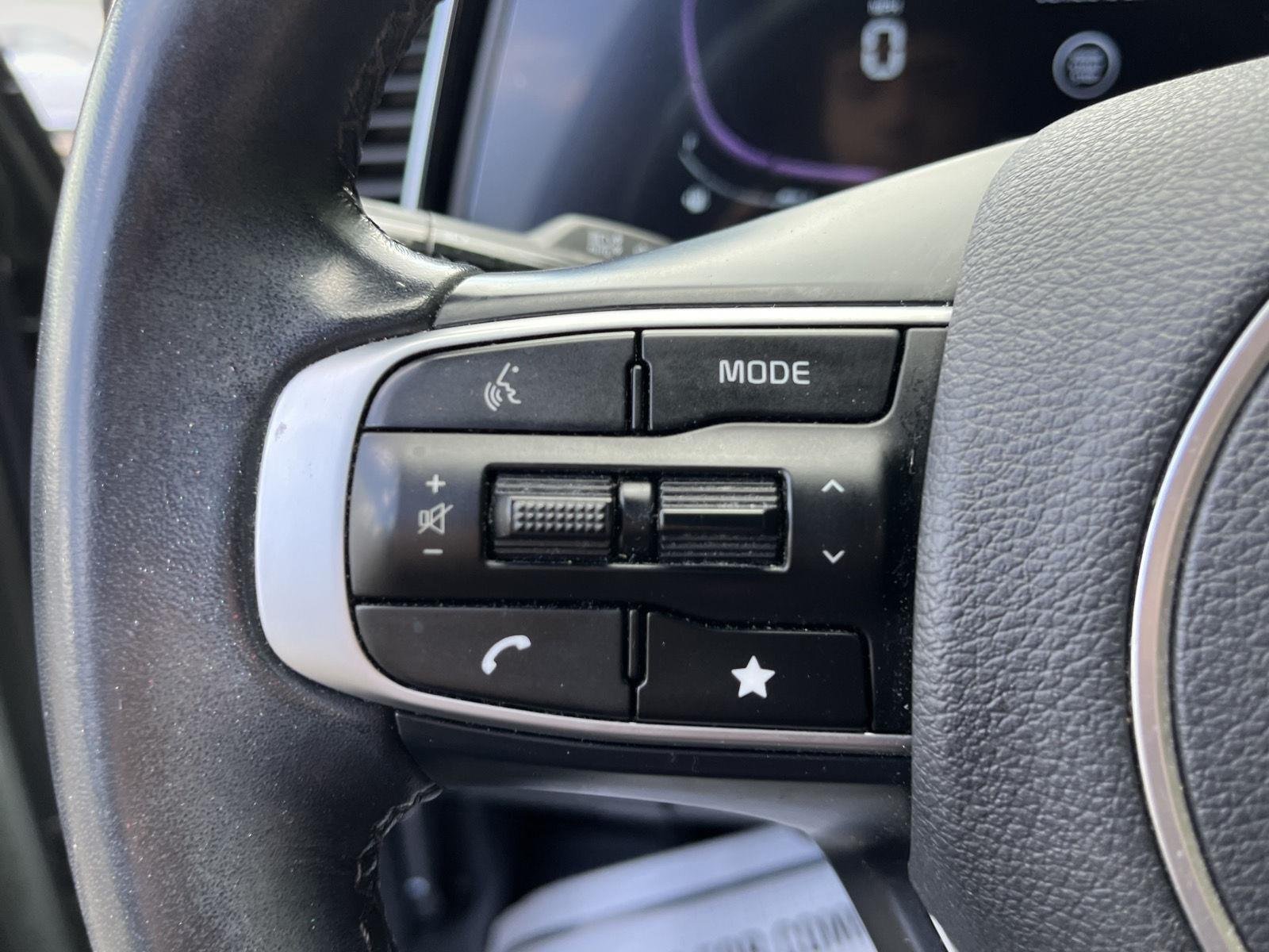 Used 2023 Jungle Green Kia X-Line image 28