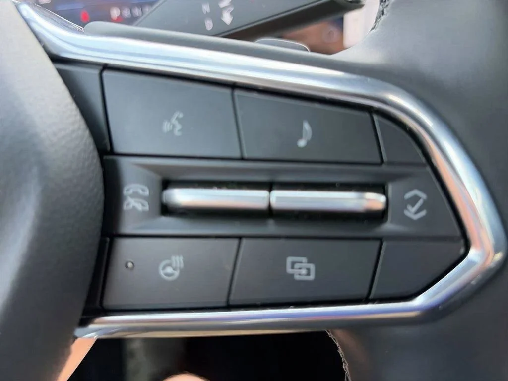 2026 Chevrolet Equinox LT - Photo 25