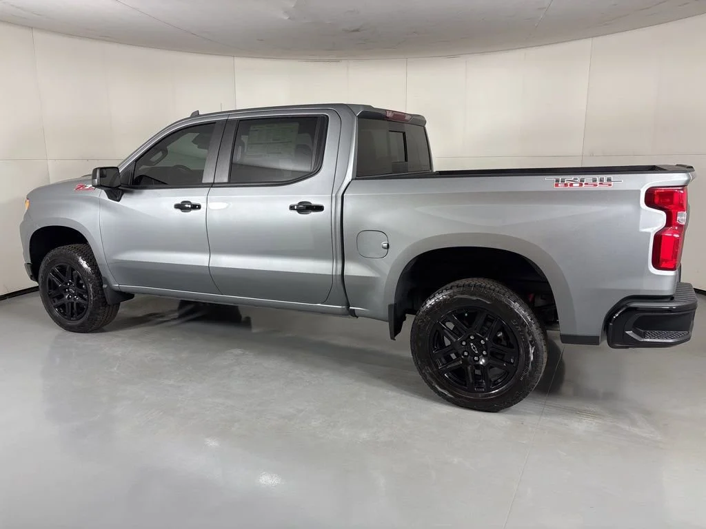 New 2026 Sterling Gray Metallic Chevrolet LT Trail Boss image 6