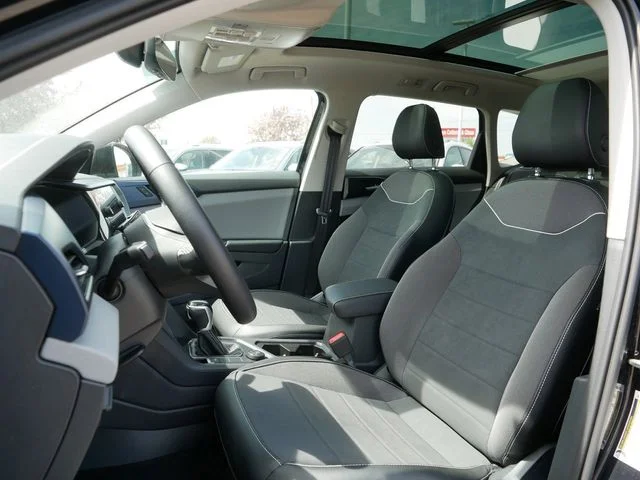 Certified Used 2023 Black Volkswagen 1.5T SE image 14