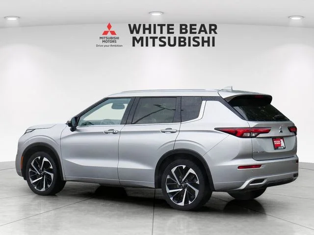 Used 2022 Alloy Silver Metallic Mitsubishi SEL image 4