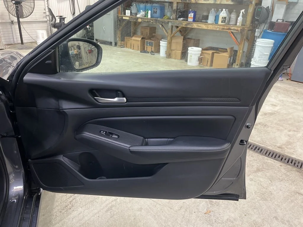 Used 2024 Gray Nissan 2.5 SV image 29