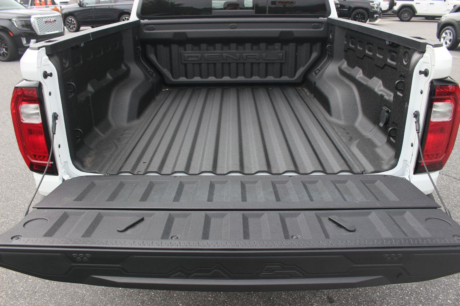 Used 2024 Summit White GMC Denali image 12