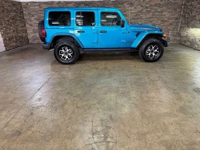 Used 2019 Bikini Pearlcoat Jeep Unlimited Rubicon image 4