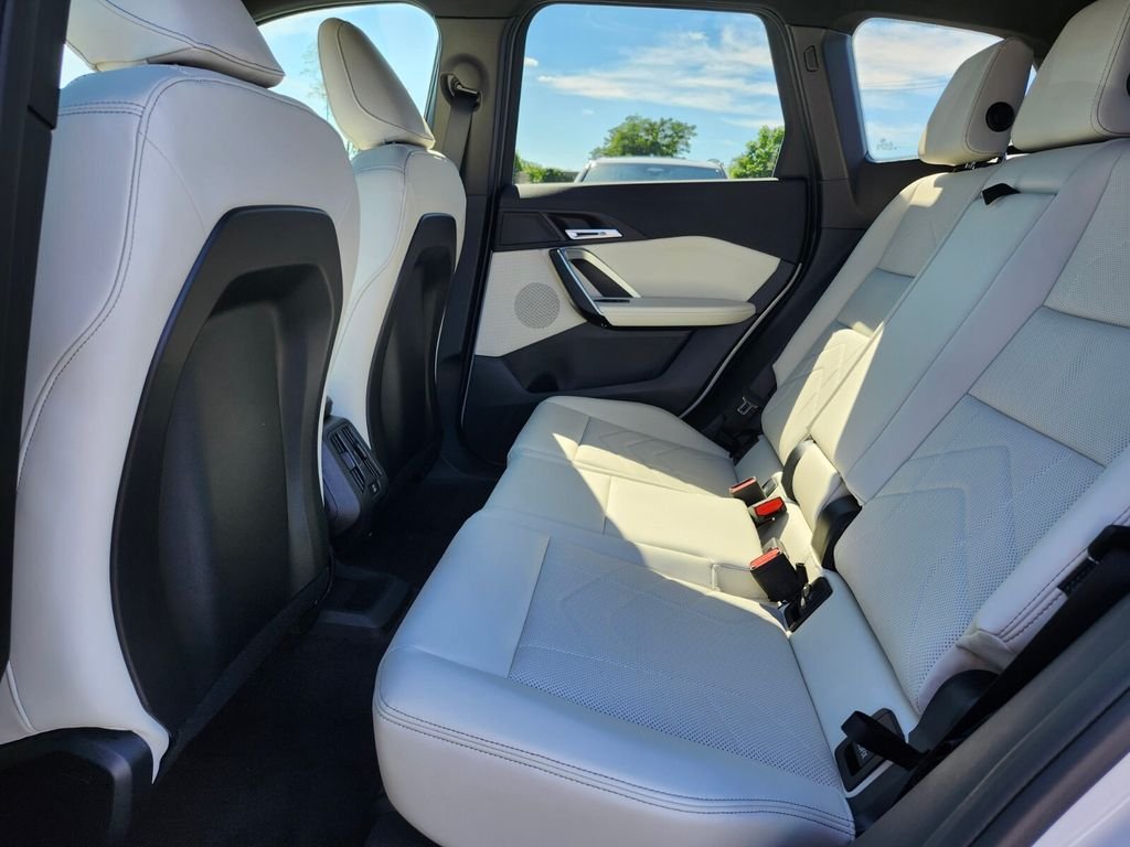 New 2027  BMW xDrive28i image 16