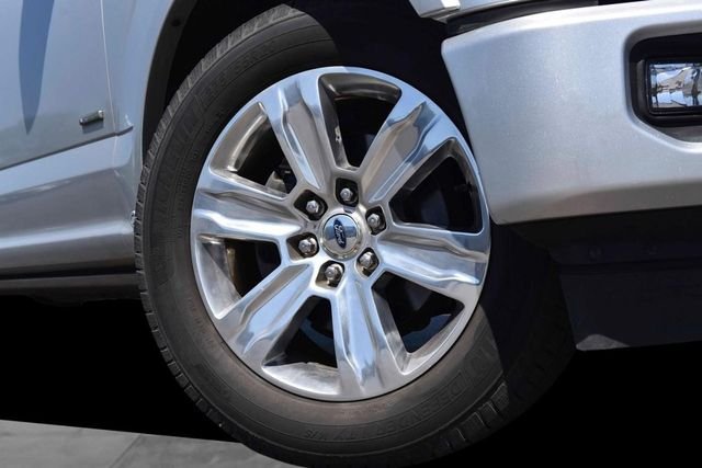 Used 2017 Silver Ford Platinum image 3